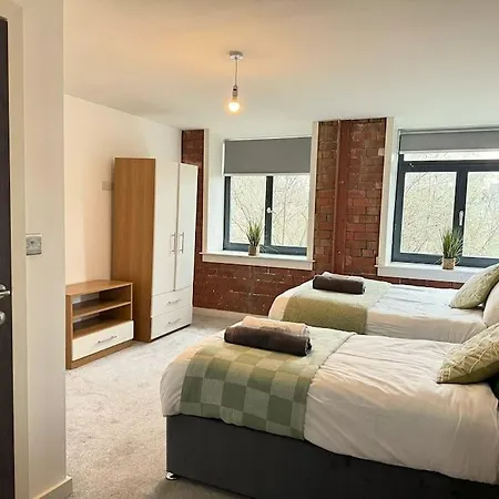 Apartment 20 Percent Off Weekly - Contractors - 2 Bedroom - Sleeps 7