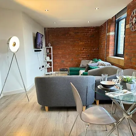 20 Percent Off Weekly - Contractors - 2 Bedroom - Sleeps 7